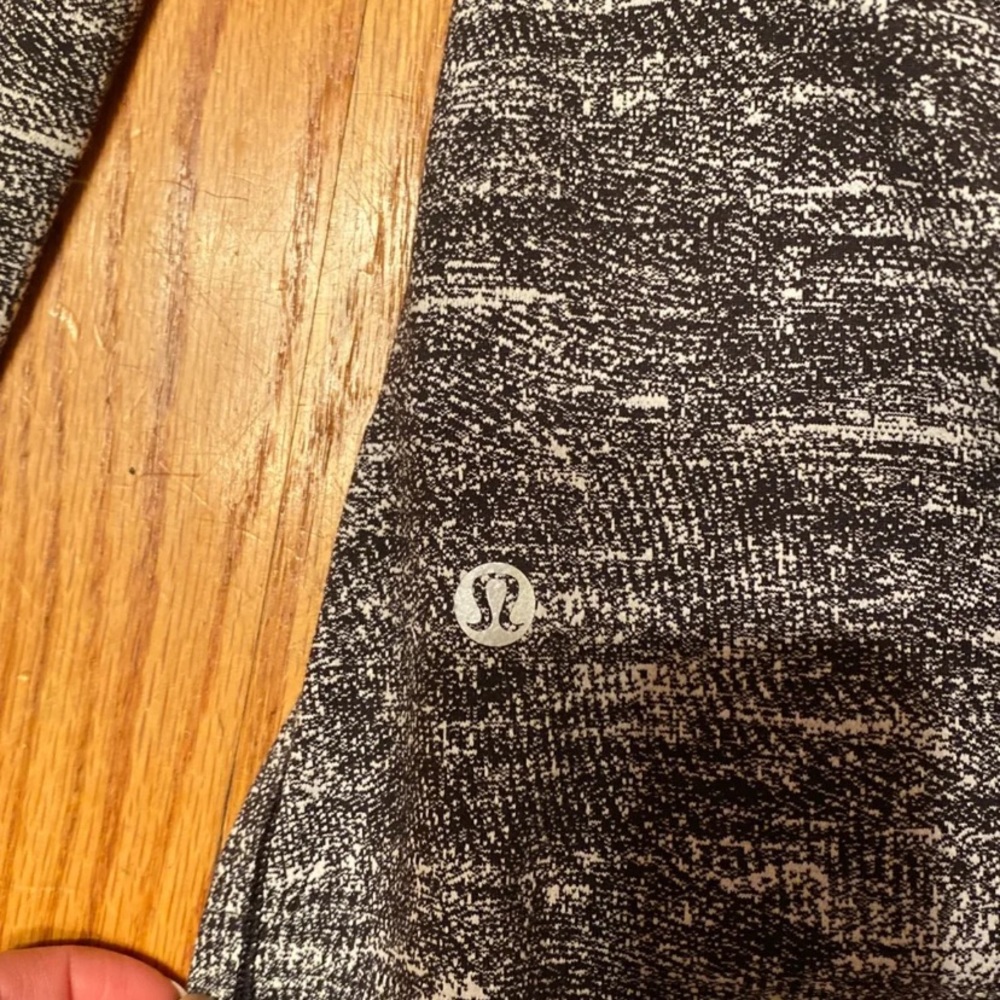 Lululemon Jacket - Picture 4 of 6